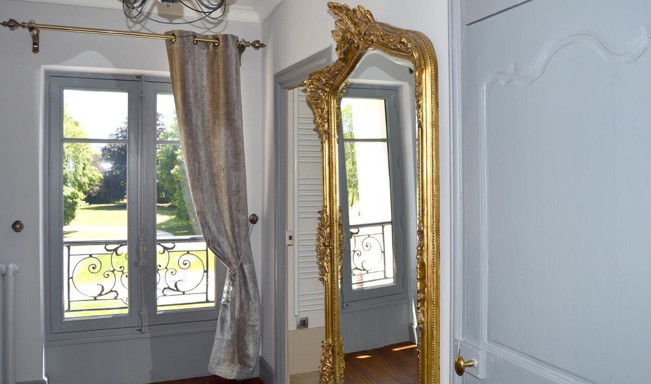 Отель Chateau De Flammerans Экстерьер фото
